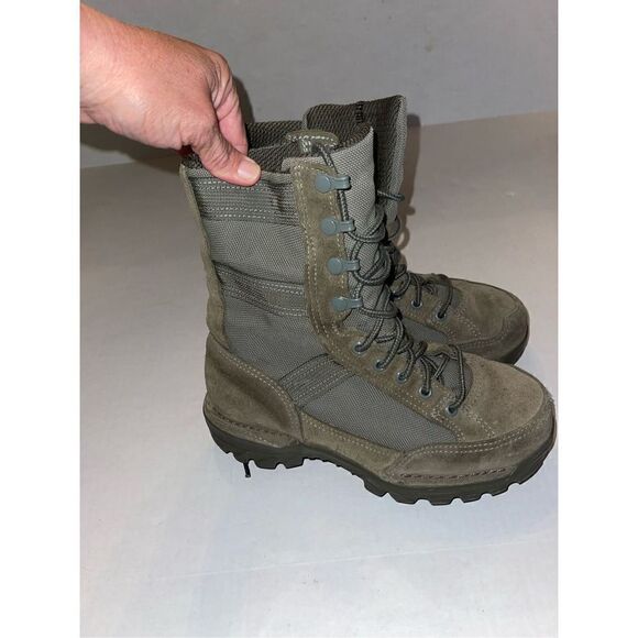 Danner Men's 51530 Military USAF Rivot TFX 8" Sage Green Boots Vibram SIze 6EE - Picture 1 of 9